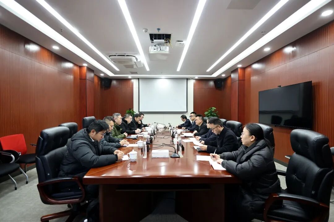 中小擔保領(lǐng)導(dǎo)帶隊到柳州銀行總行共商銀擔合作